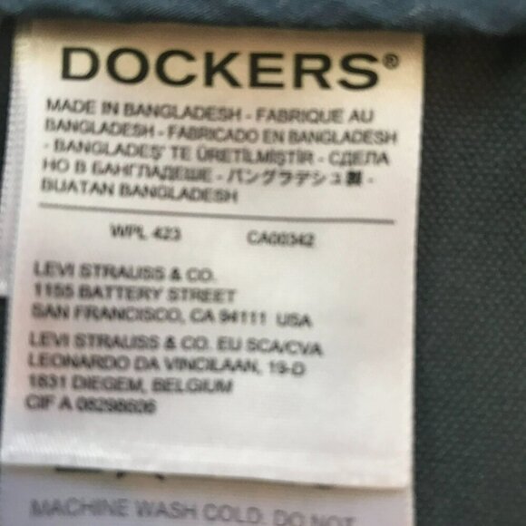 Dockers Supreme Flex Men's Flat Front Bermuda Golf Shorts Sz 40 in Dark Gray - Picture 12 of 14